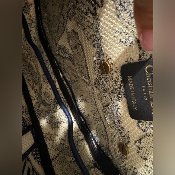 Christian Dior Canvas Embroidered Toile de Jouy Saddle shoulder Bag Blue - Picture 5 of 13